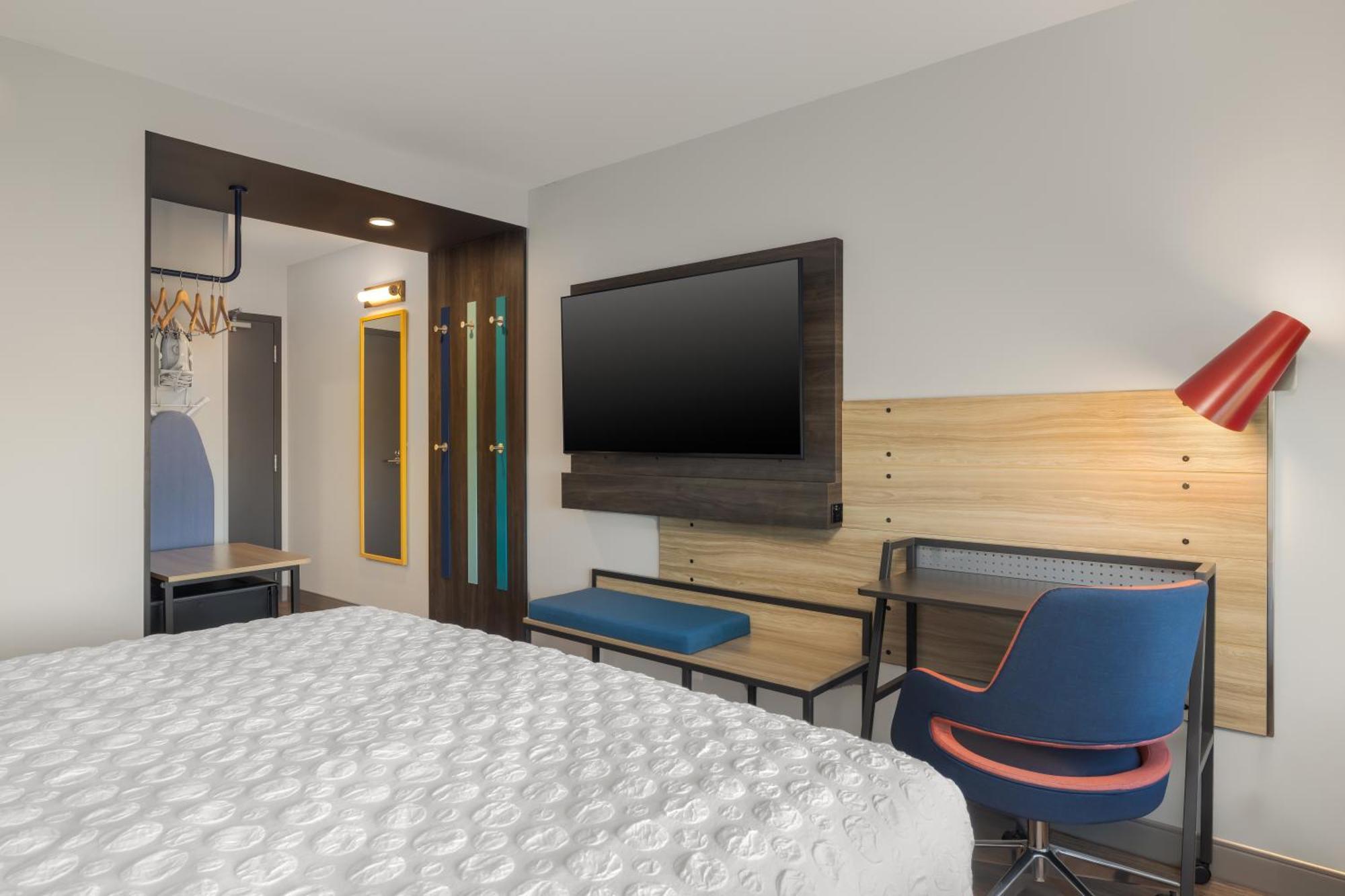 Tru By Hilton Oshkosh Hotel ภายนอก รูปภาพ